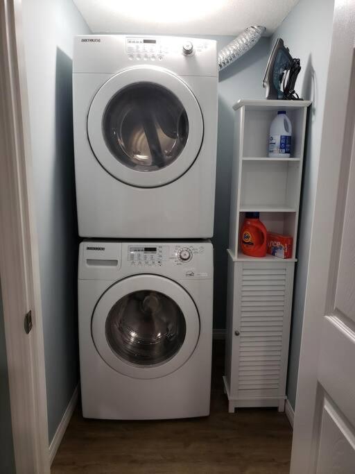 Apartment Cozy Two Bedroom Guest In Nw *
