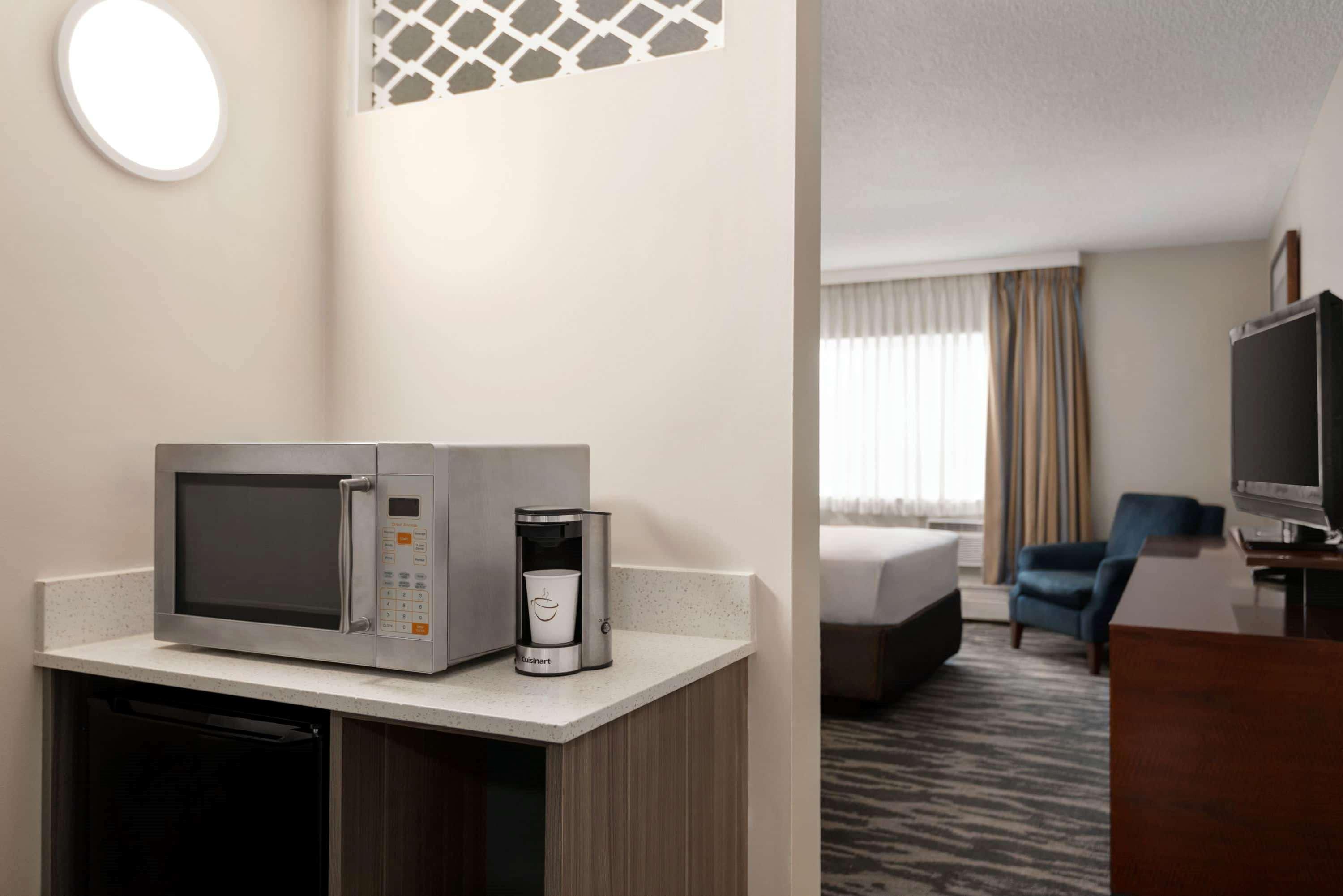 Travelodge By Wyndham South Calgary