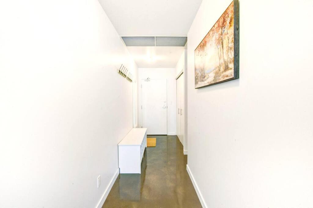 Stylish 1br, Stampede & Free Parking By Doorbed Apartment Calgary