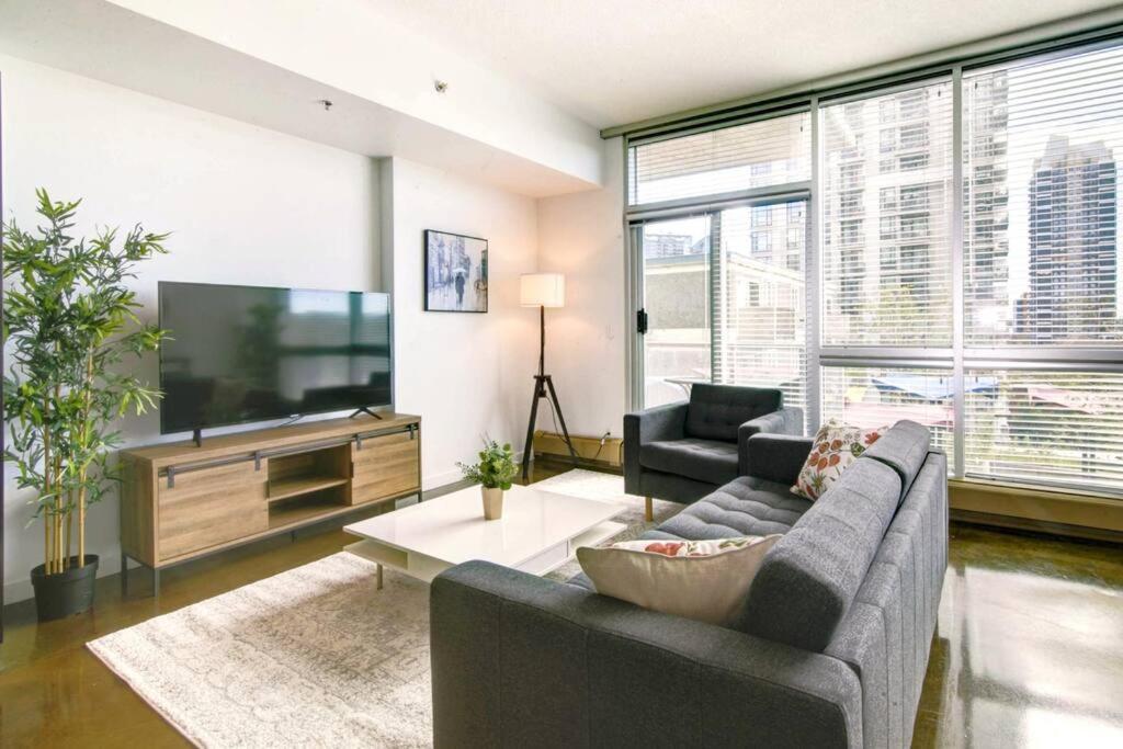 Apartment Stylish 1br, Stampede & Free Parking By Doorbed *