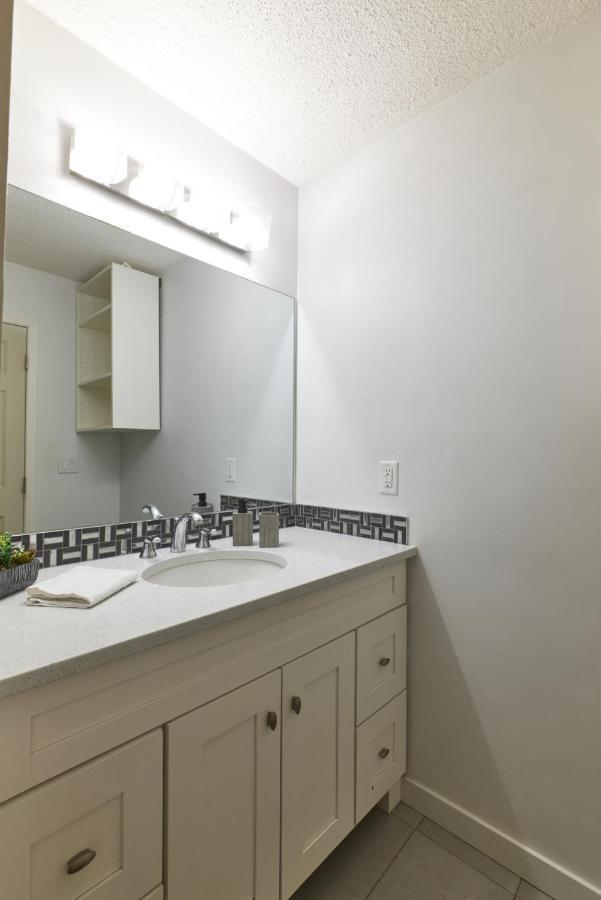 Apartment Bowness Calgary