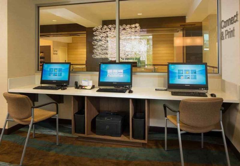 Hotel Fairfield & By Marriott Downtown
