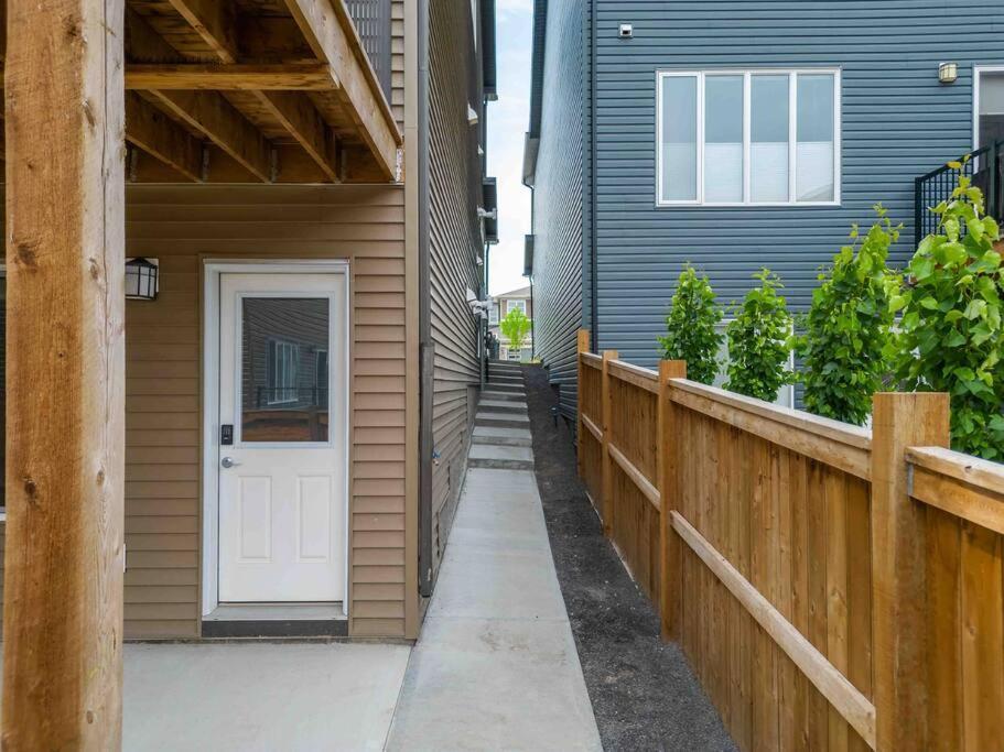 Modern Basement Gem: 2 Bedroom Retreat