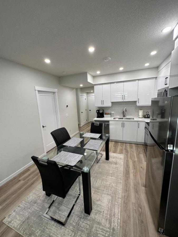 2 Bedroom 2 Washrooms Brand New Beautiful & Cozy * Calgary