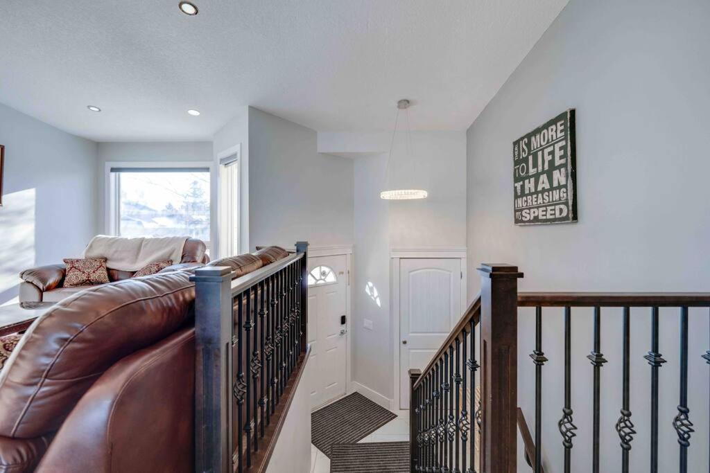 Rare Find Fully Renovated 6 Bedroom 3 Bath And Both Levels Calgary