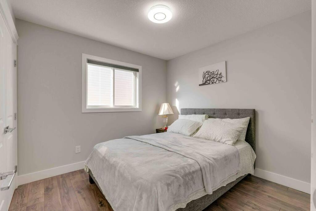Rare Find Fully Renovated 6 Bedroom 3 Bath And Both Levels Chalet Calgary