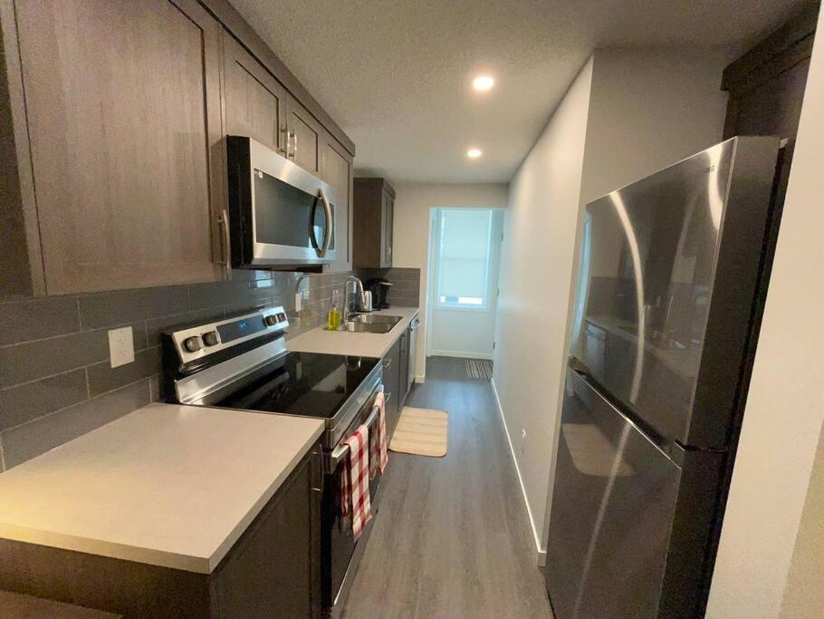 Apartment Brand New 4-bed House *