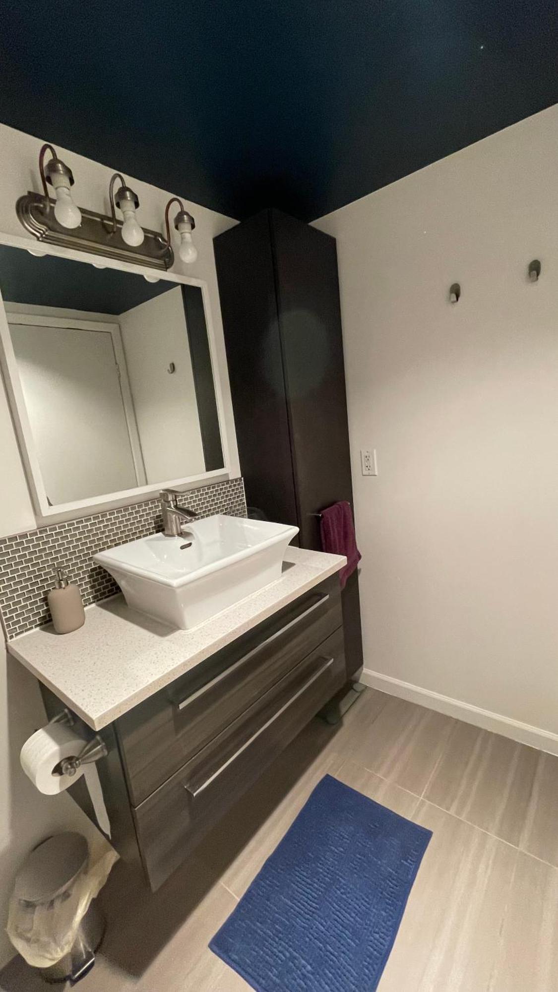 Cosy Place In Downtown With Free Parking - Self Entrance *