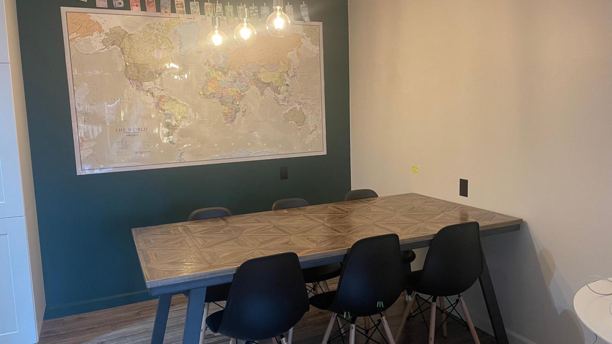 Homestay Cosy Place In Downtown With Free Parking - Self Entrance