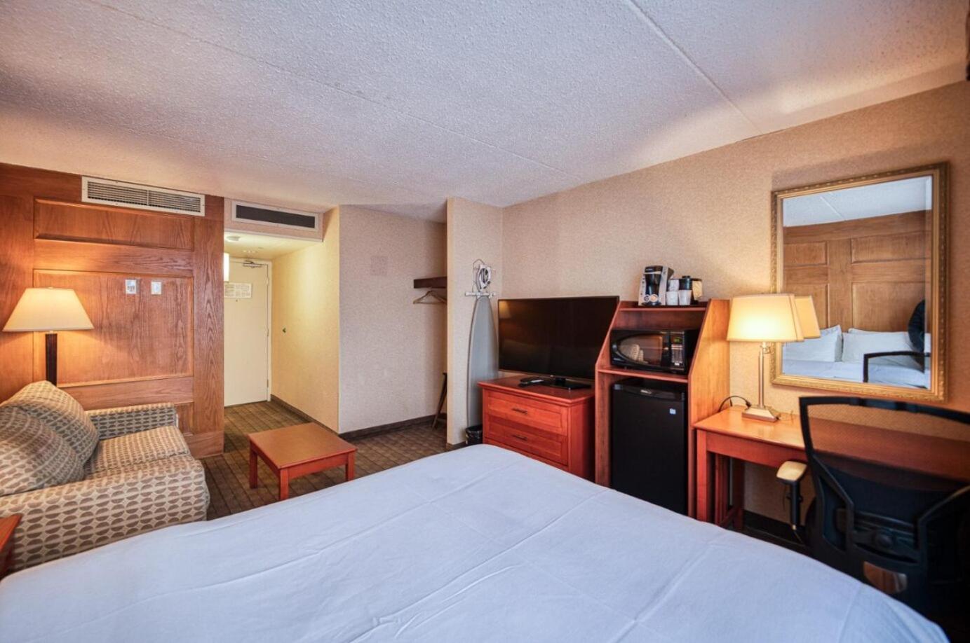 Amenida Residences, Hotel 3*