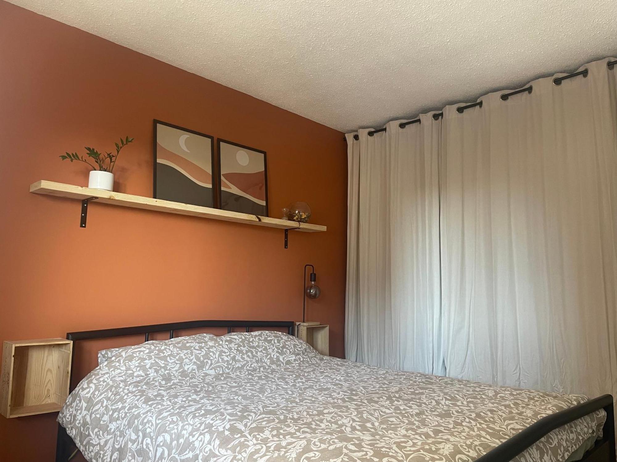Cosy Place In Downtown With Free Parking - Self Entrance * Calgary
