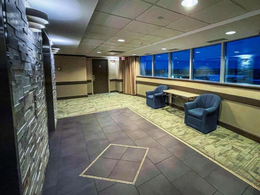The Glenmore & Convention Centre