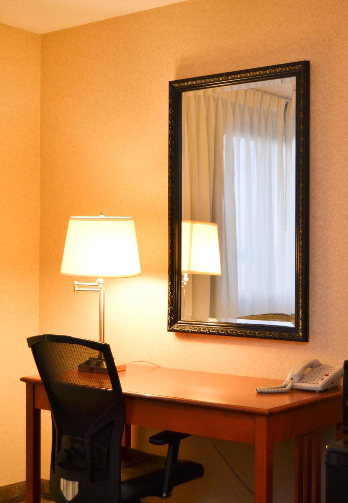 Amenida Residences,