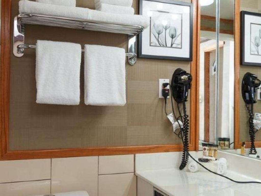 The Glenmore & Convention Centre 3*