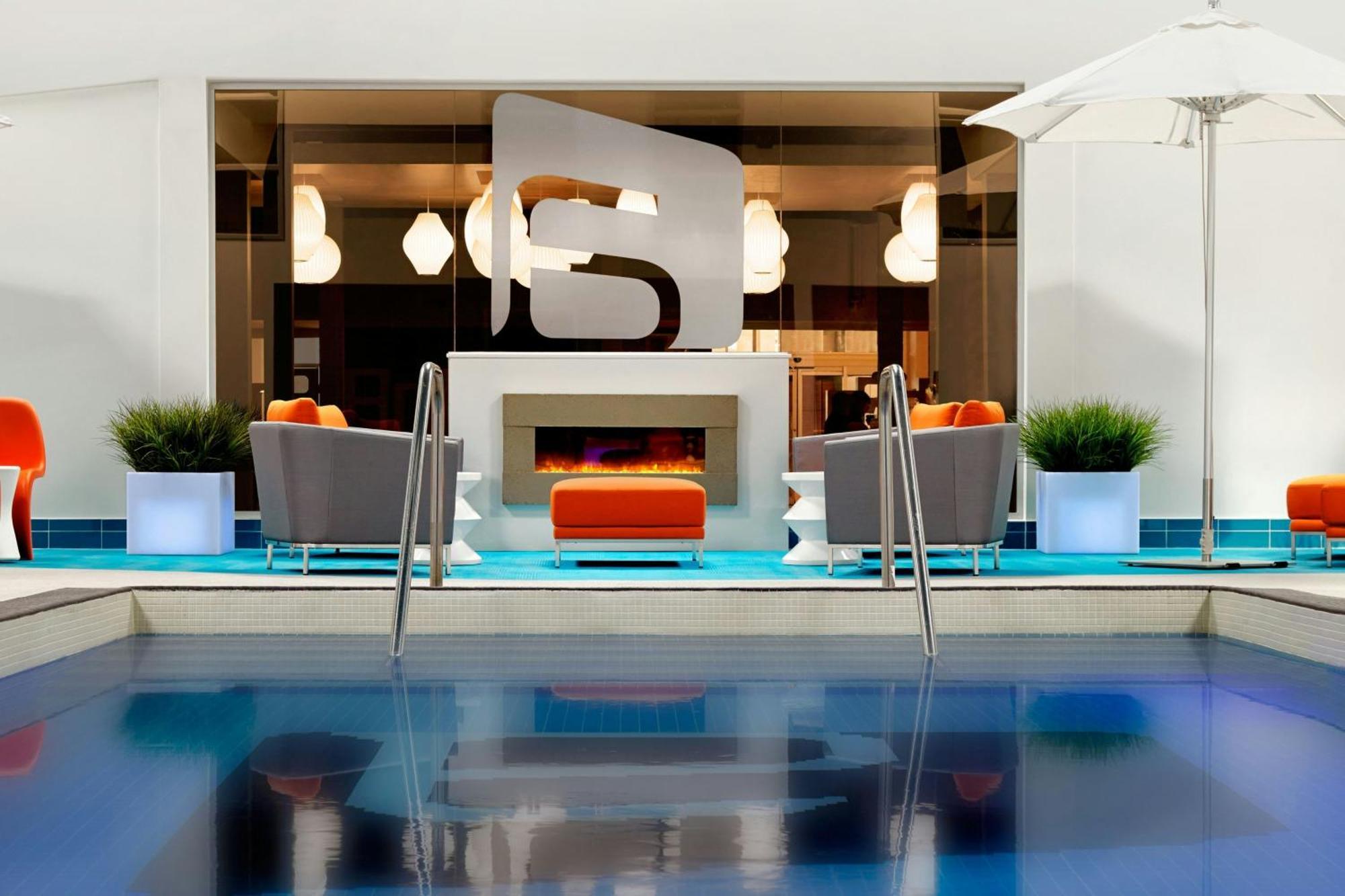 Hotel Aloft 4*