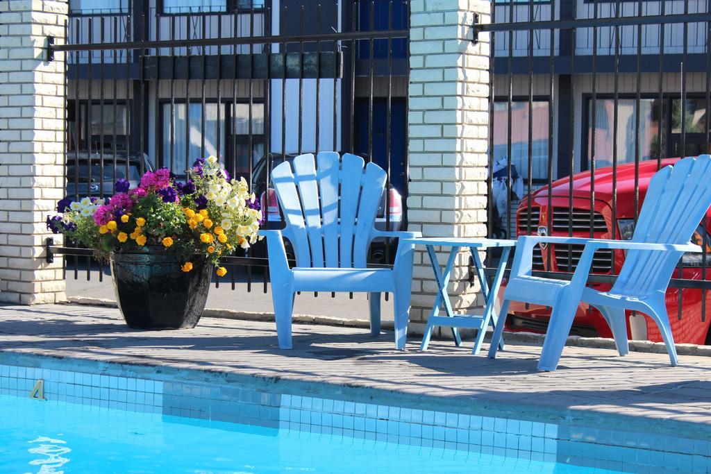 Motel Canadas Value 2*