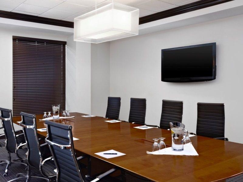 Hotel Four Points By Sheraton & West