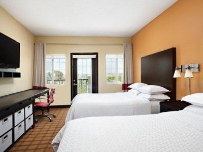 Four Points By Sheraton & West Calgary
