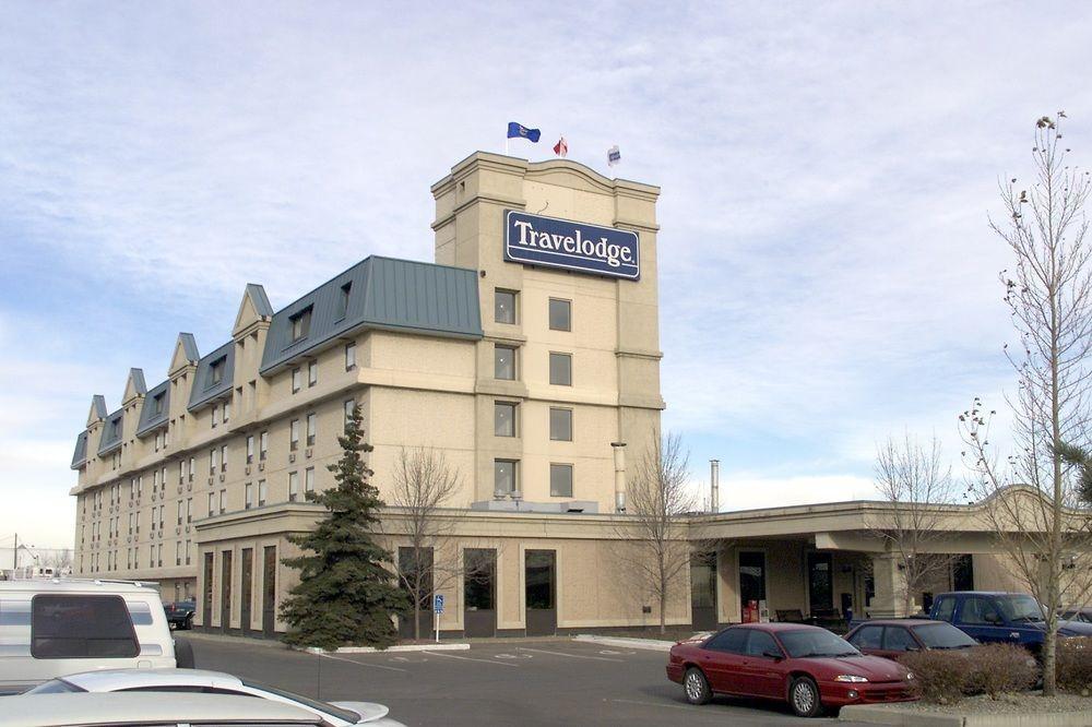 Hotel Emerald & Airport 2*