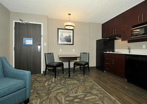 Hotel Hampton By Hilton Airport North