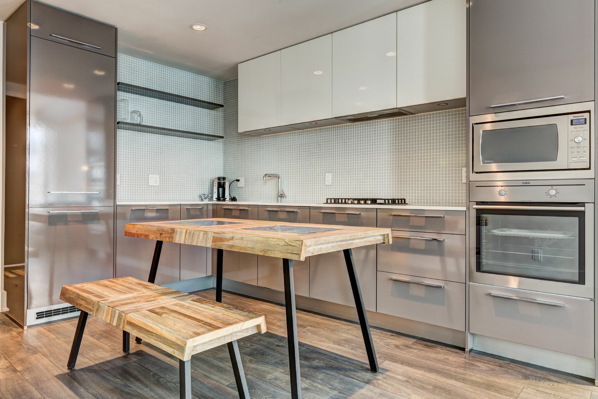 Digs On 10th Apartment