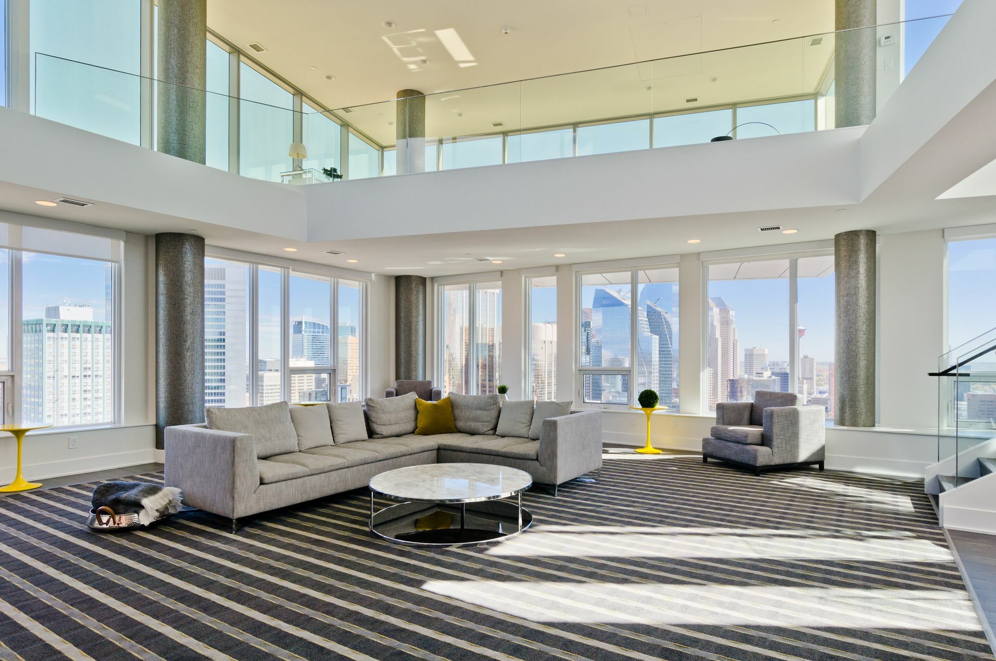 Apartment Digs On 10th