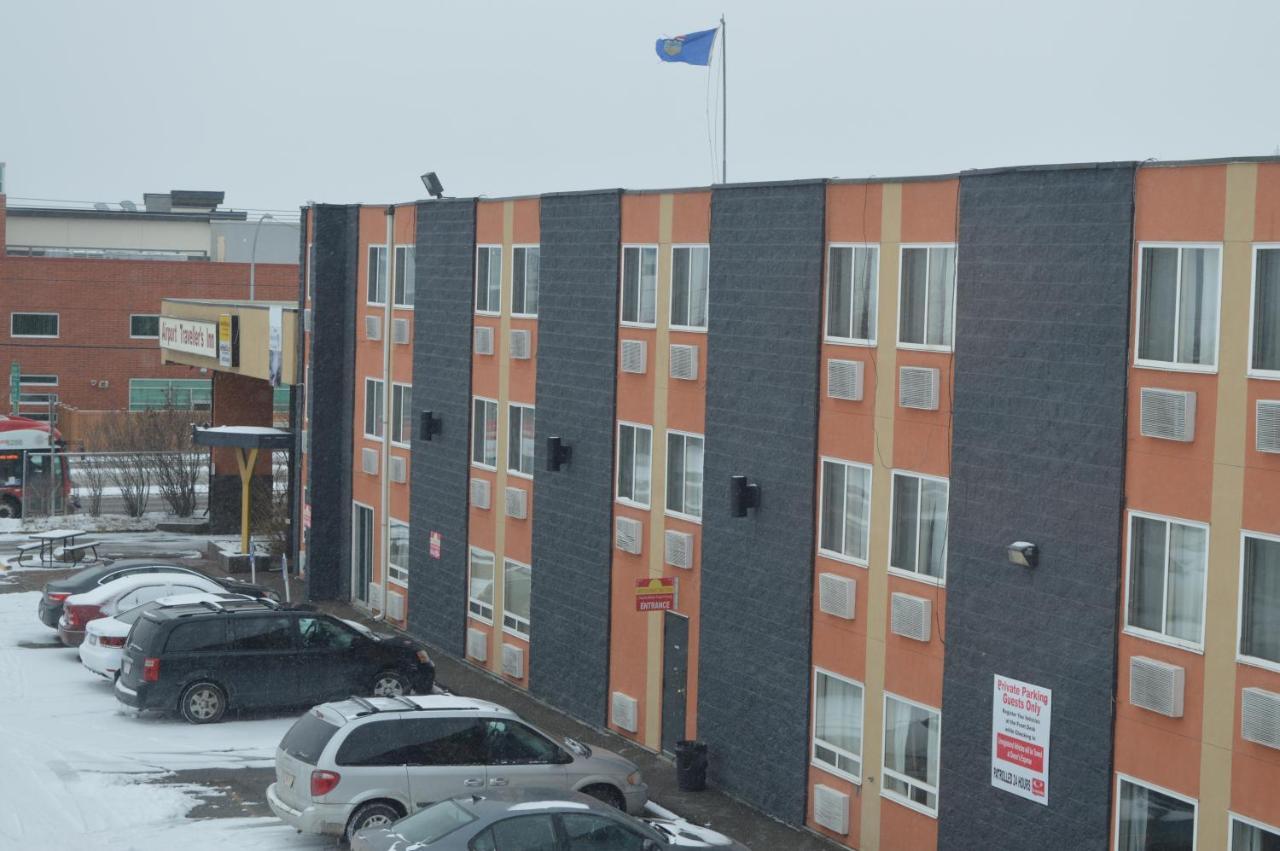 Airport Traveller's Motel